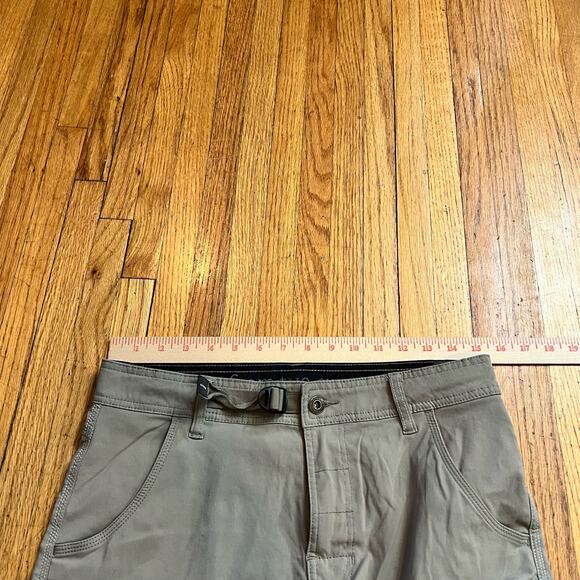 Prana Shorts Mens 30 X10 Zion Belted Cargo Tan Beige Hiking Nylon - Picture 8 of 11